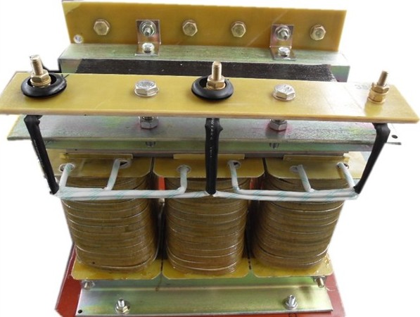變壓器生產(chǎn)廠家，供應(yīng)三相干式隔離變壓器SG/SBK-25KVA