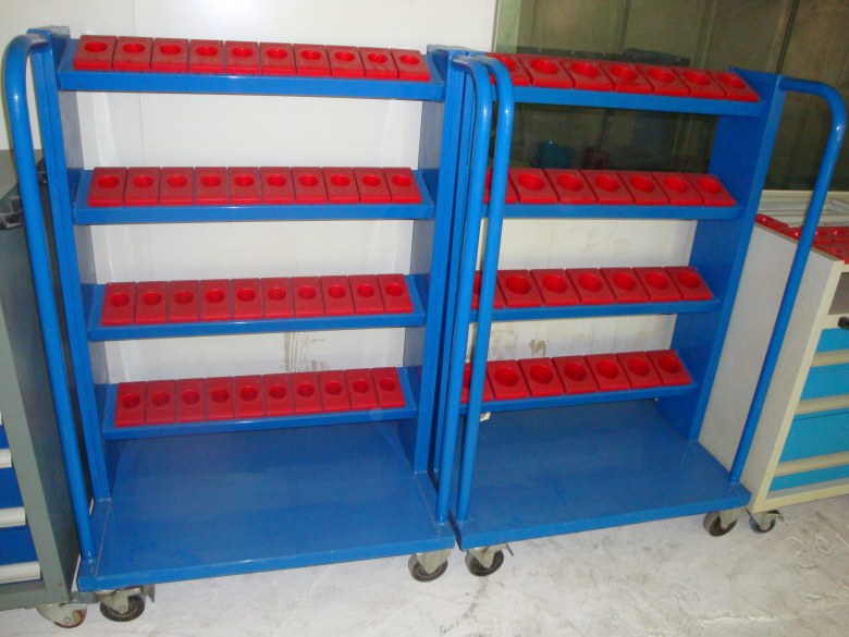 深圳車(chē)間工位刀具擺放架？福建簡(jiǎn)易刀具整理架\優(yōu)質(zhì)刀具架廠家創(chuàng)富新源
