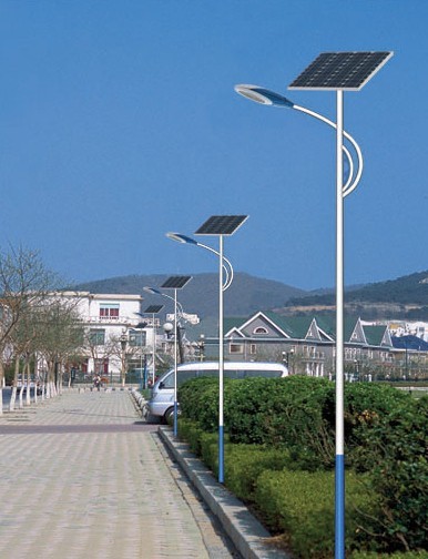 陜西煤礦區(qū)太陽(yáng)能路燈，運(yùn)煤道路太陽(yáng)能LED路燈