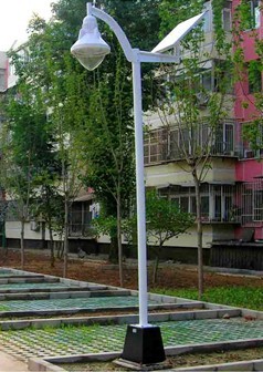 太陽能庭院燈-單、雙燈頭庭院燈，太陽能led庭院燈價格