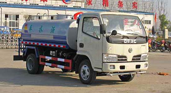 廠家直銷供應(yīng)東風(fēng)福瑞卡灑水車，質(zhì)優(yōu)價優(yōu)，售后無憂