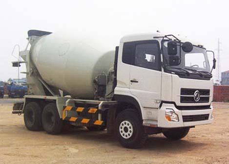 東風(fēng)天龍混凝土攪拌車(chē)（攪拌車(chē)生產(chǎn)廠家）