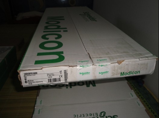 140DDI67300C施耐德
