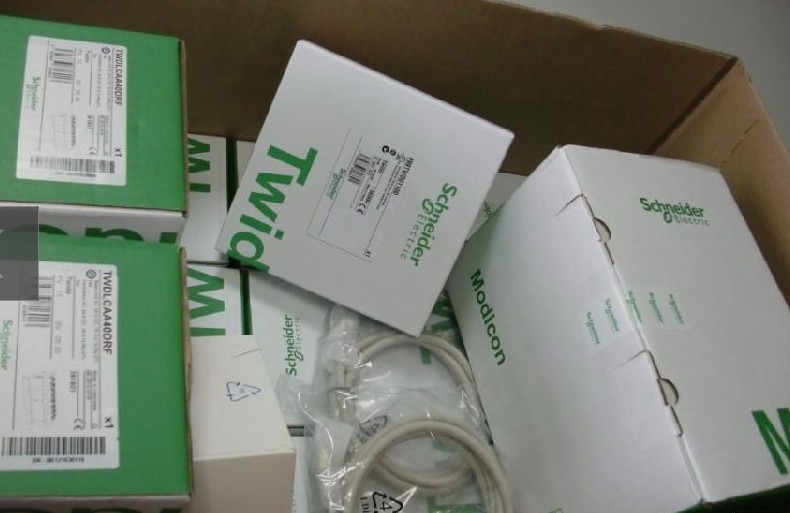 ATV71HD15M3X施耐德
