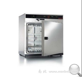 Memmert CO2B(yng)