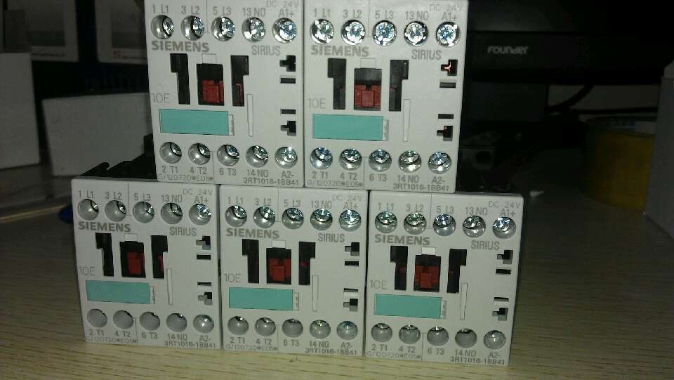 3TF2211-0AB0 3TF2211-0AC2