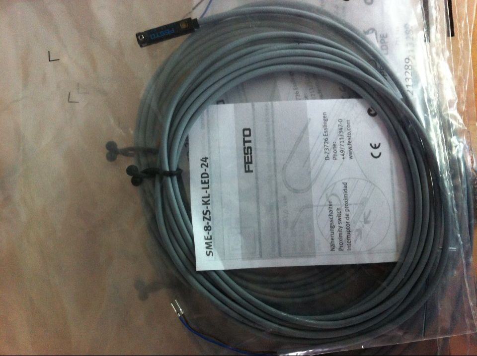 庫(kù)存FESTO磁性開(kāi)關(guān)SME-8-ZS-KL-LED-24