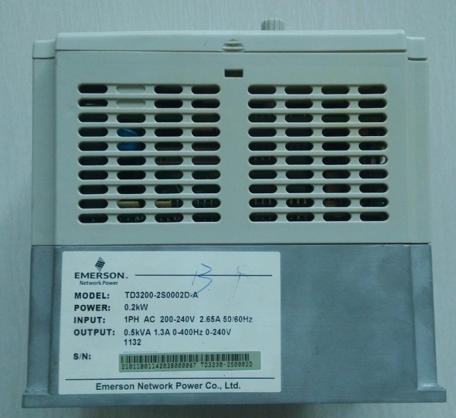 電梯門(mén)機(jī)控制器TD3200-2S0002D庫(kù)存現(xiàn)貨