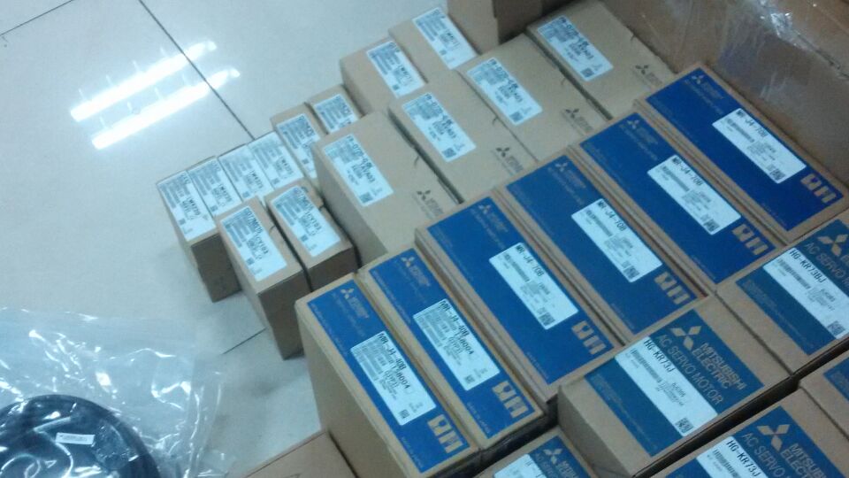 NJ301-1200 ϾWķһ(j)F(xin)؛(yng) PLC