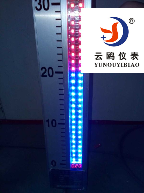 旁通管頂裝磁性液位計