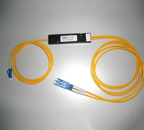 供應珠海中心波長405nm~1650nm大芯徑光纖耦合器（分路器）