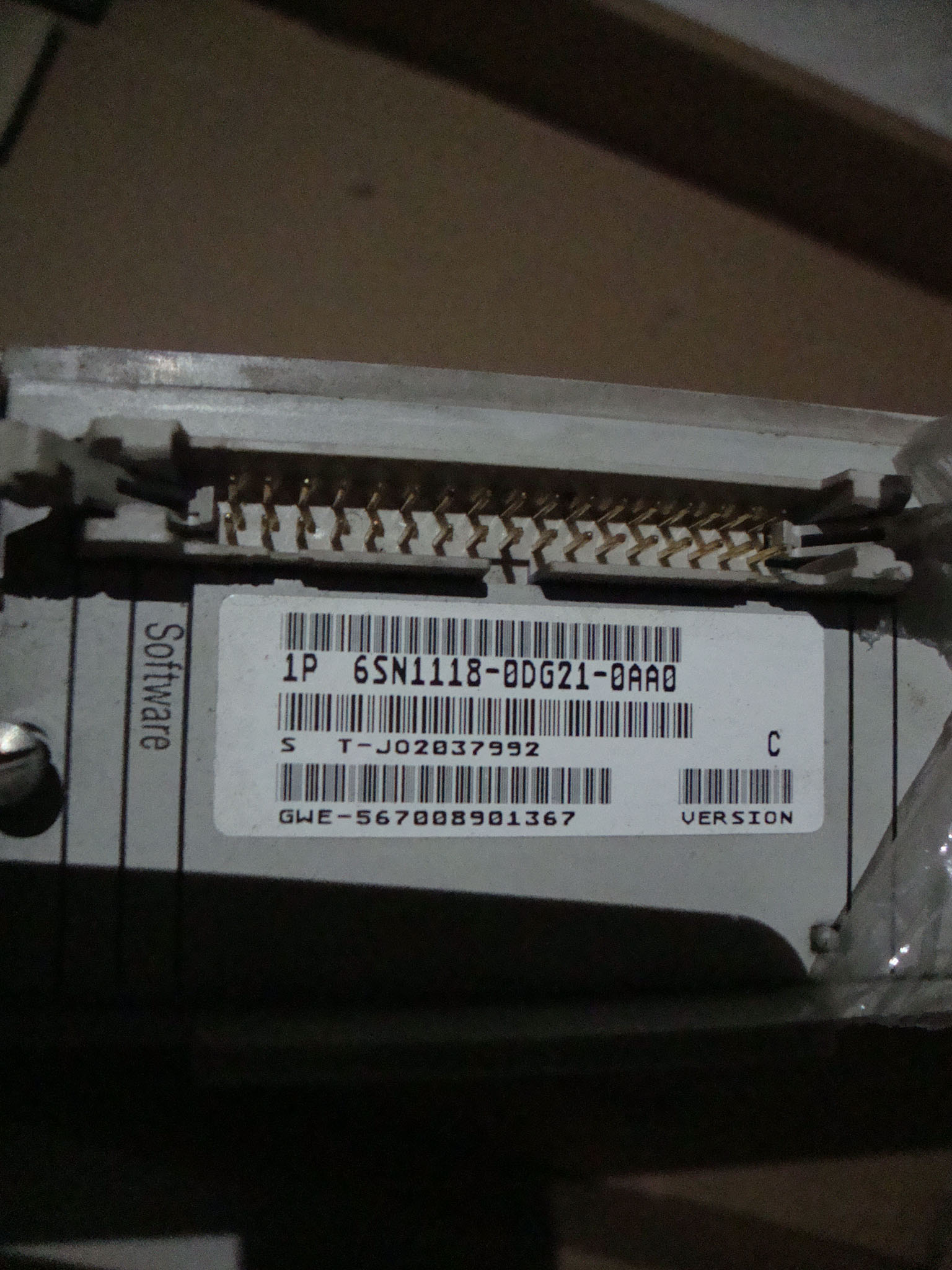 T 6SN1118-0DG21-0AA0 S