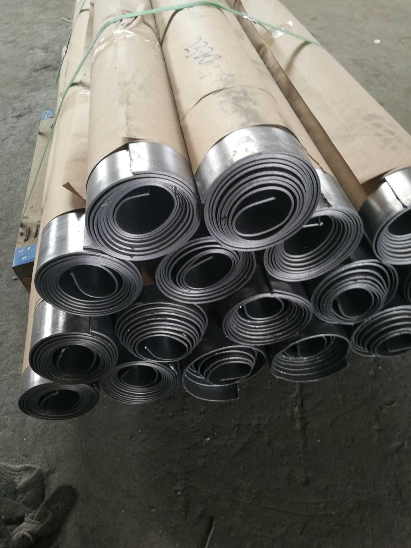 2.5mmt(y)Ur