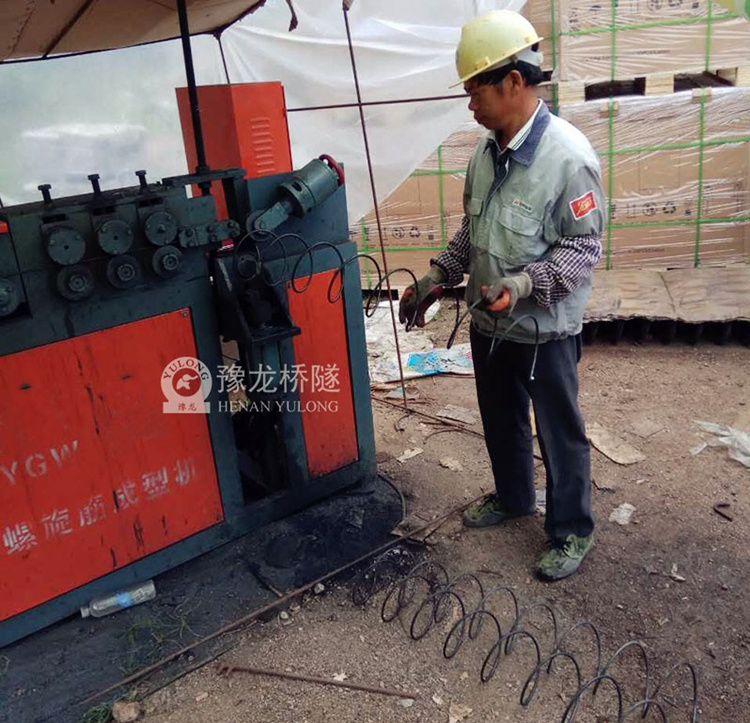 湖北全自動螺旋筋加工機(jī)