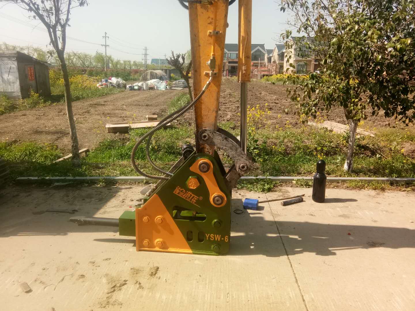 韓系破碎錘 品牌破碎錘 YSW-6液壓驅(qū)動型工兵破碎錘