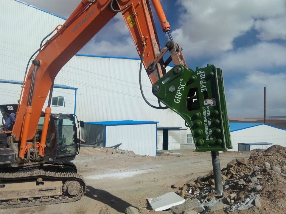 ZFB12F暢銷型號工兵液壓破碎錘 適用于各種各類挖掘機(jī)及特殊機(jī)械