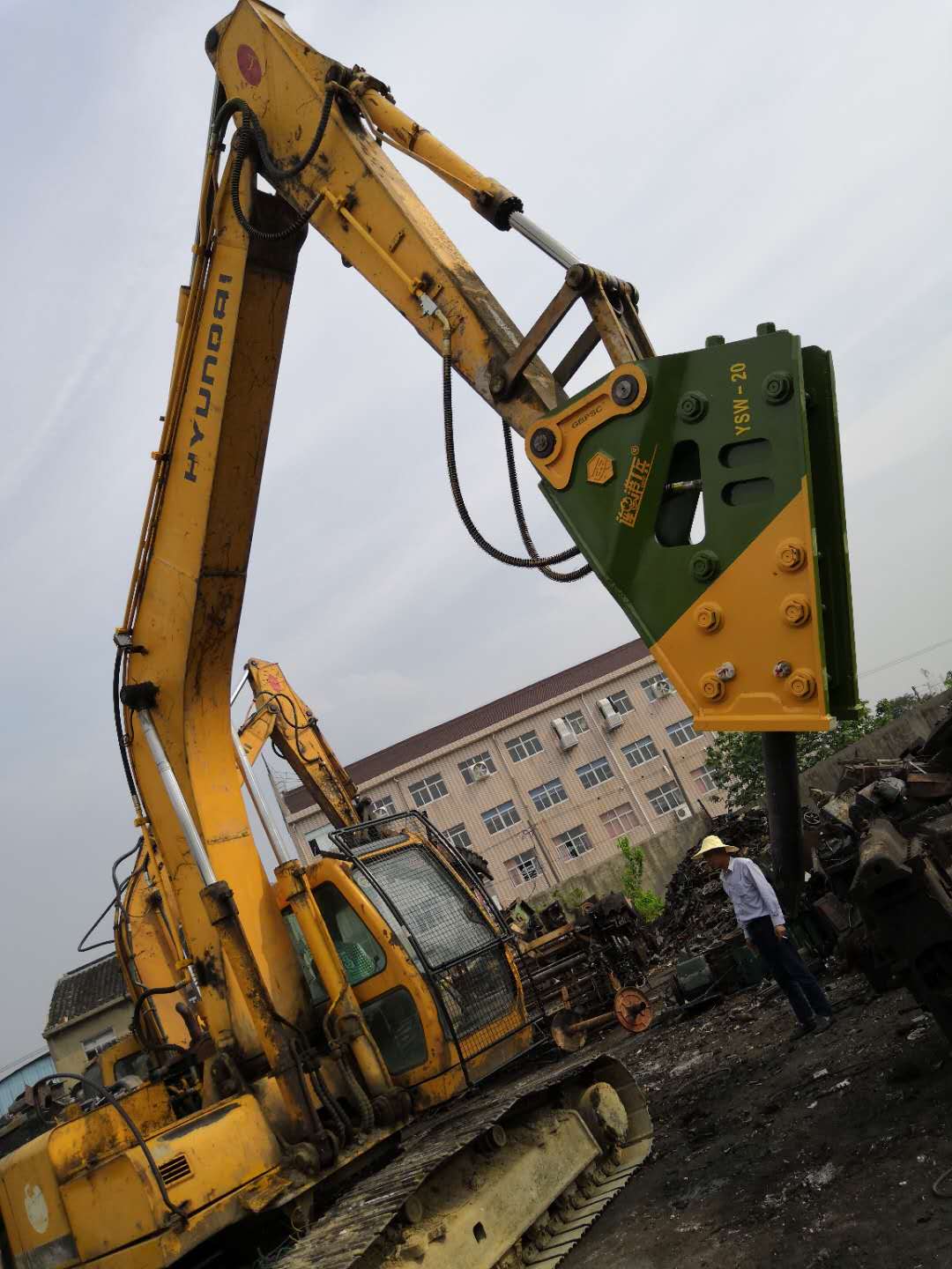 140毫米YSW-20工兵破碎錘 適配20多噸挖掘機 最暢銷機型