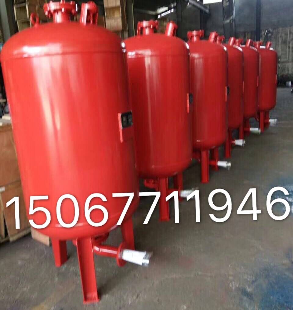 600-0.6；800-0.6；1000-0.6氣壓罐，隔膜氣壓罐，威泉泵業(yè)制造