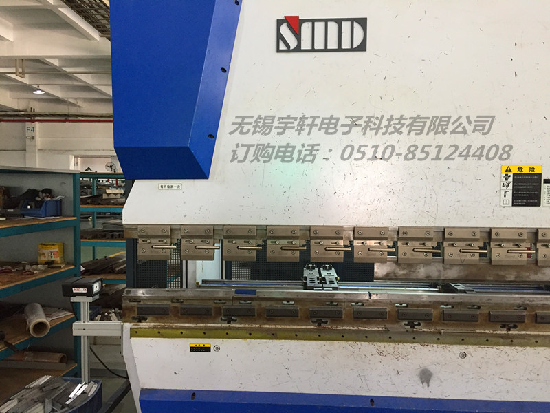 折彎機安全改造防壓手光幕ADBS