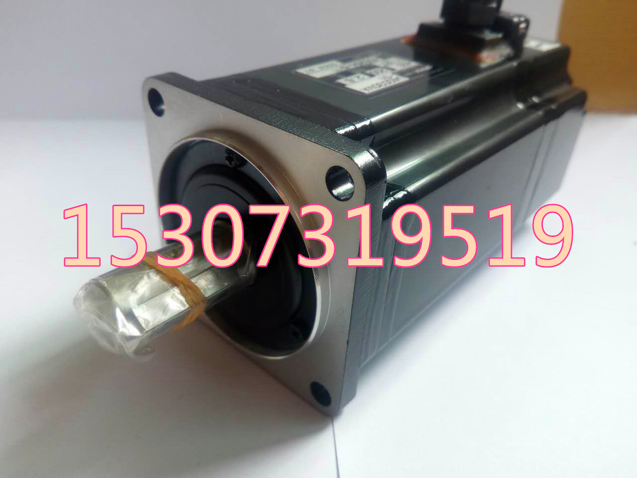 R88M-U75030HA-B歐姆龍伺服電機