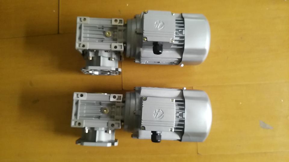 RV063-15-1.1KW渦輪減速電機(jī)圖片全包郵
