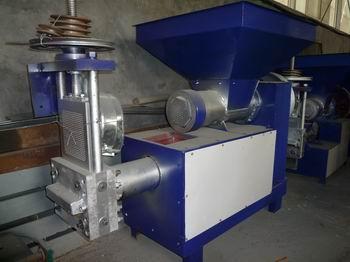 供應泡沫再生顆粒機，電控安全設計顆粒機，