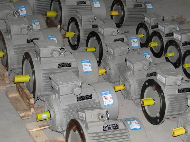 T2Ч늙C75kw 4 1LE0003-2DB03-3AA4