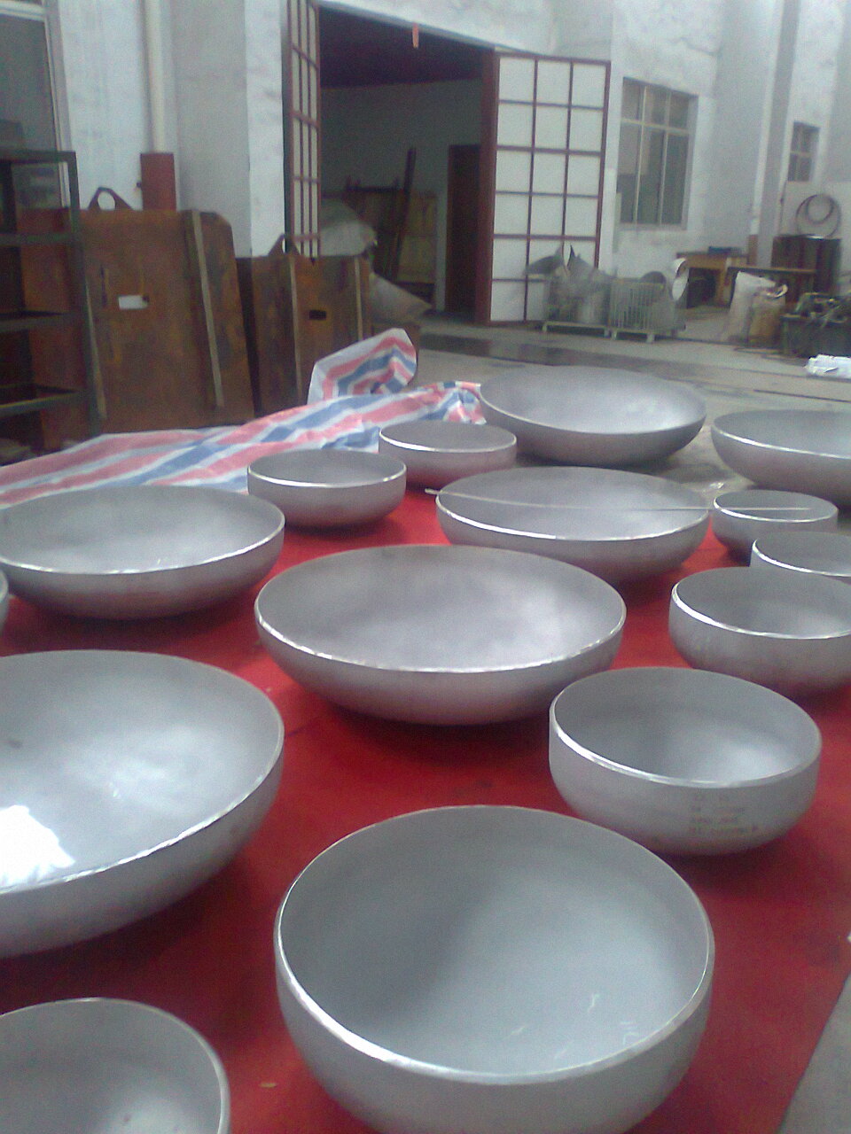 不銹鋼國標(biāo)沖壓封頭廠家