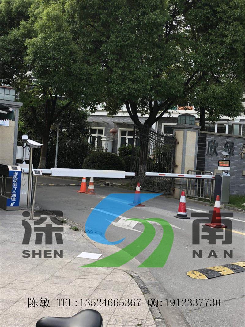 上海小區(qū)道閘價格 小區(qū)道閘廣告 小區(qū)門口道閘批發(fā)  智能道閘系統(tǒng)安裝