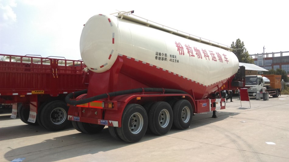 熱銷粉罐車，粉煤灰罐半掛車，粉粒物料運(yùn)輸車