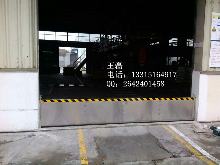 廠房門口不銹鋼防汛擋水板_不銹鋼防汛擋水板設(shè)計理念_量大從優(yōu)