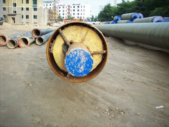 供暖管道保溫地埋發(fā)泡管價格，東河區(qū)聚氨酯直埋保溫管廠家