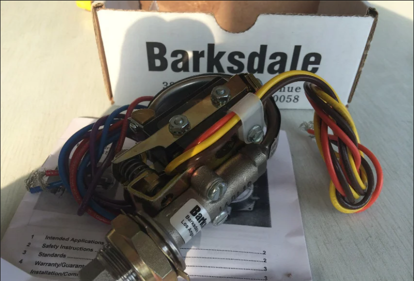 ͬ߄ BARKSDALE^8241-PL1-B/0417-020