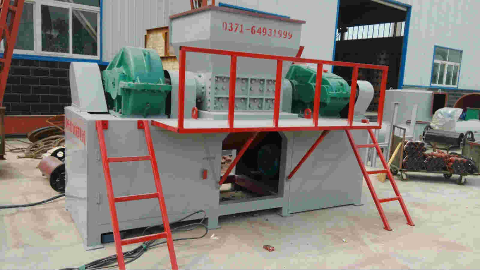 合肥塑料撕碎機 廢氣罐撕碎機廠家