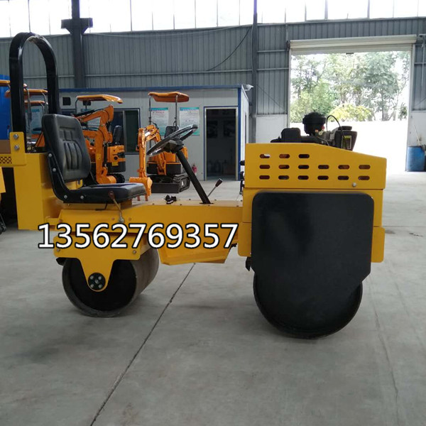 HH850座駕小壓路機(jī)雙輪振動(dòng)碾買(mǎi)這臺(tái)真省心