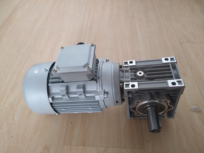 嘉定包裝輸送設備用NMRV075減速器 1.5KW三相減速電機