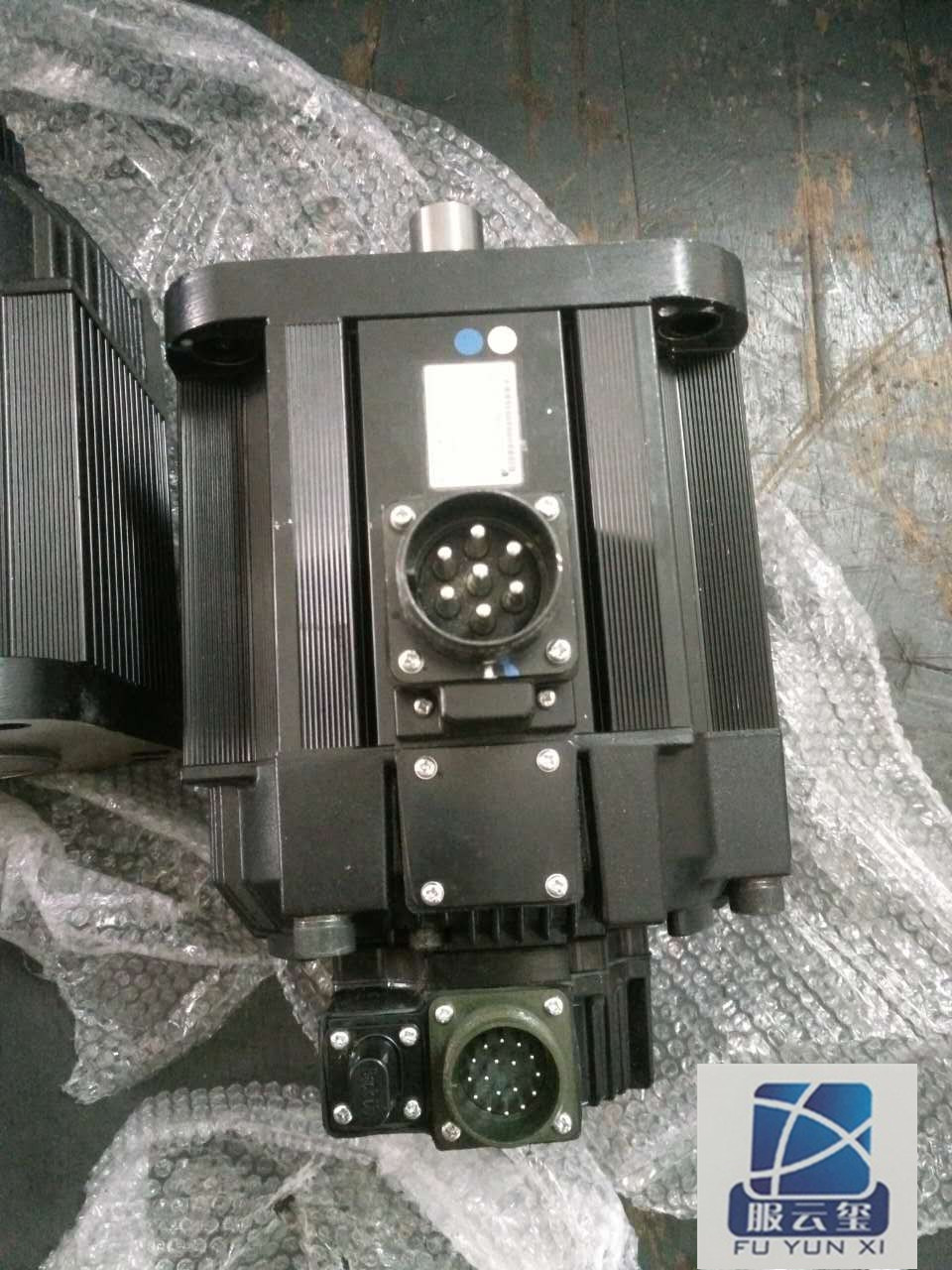 安川伺服電機SGMGH-30A2A-YR35  2900W