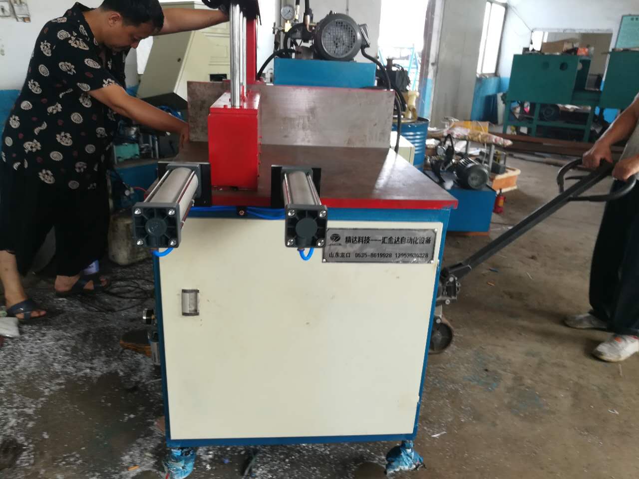 安陽(yáng)鋁型材精密切割機(jī) 鋁型材精密切割機(jī)多少錢(qián)一臺(tái)