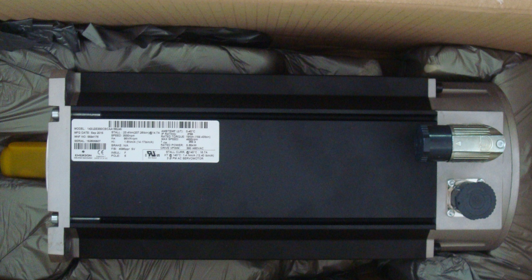 伺服電機 142U2B301BACAA165240