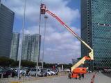 北京東城區(qū)升降車出租，租賃自行高空作業(yè)車出租