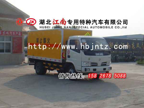 東風(fēng)金霸藍(lán)牌防爆車(chē)
