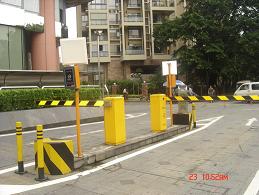 東莞廠區(qū)道路劃線，東莞停車場劃線，東莞地下車庫劃線