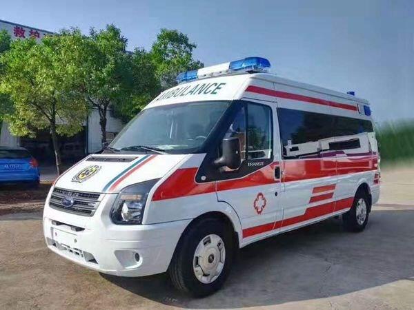 國六福特新世代V348監(jiān)護(hù)型負(fù)壓救護(hù)車新品上市
