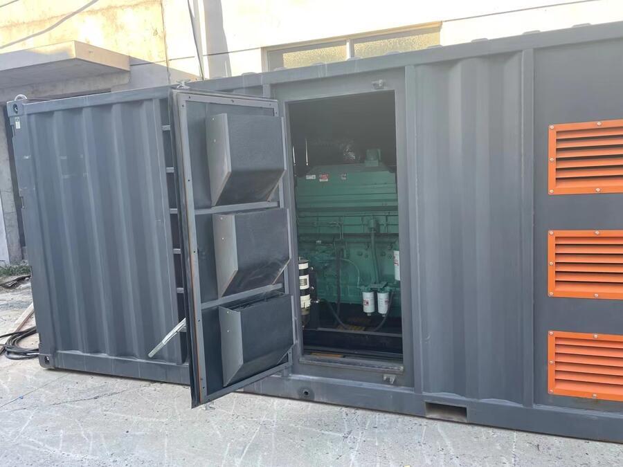 福田發(fā)電車出租公司/二手發(fā)電機(jī)租賃哪里