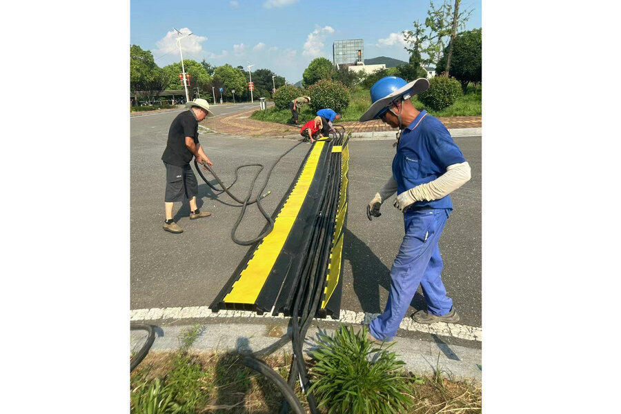 云浮電纜線出租24小時(shí)專業(yè)電纜出租（云?。┌l(fā)電機(jī)租賃+廠家直供