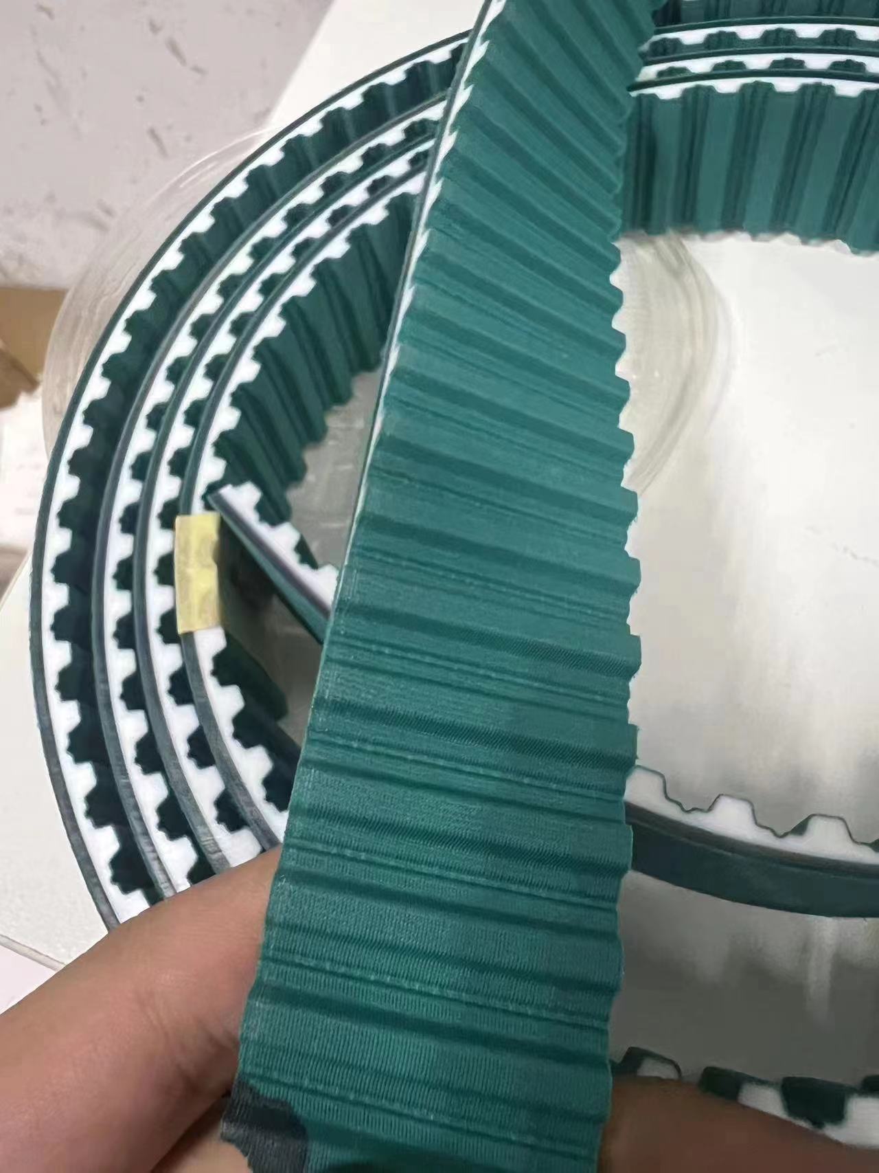 意大利麥高迪MEGADYNE聚氨酯同步帶開(kāi)口帶機(jī)械手皮帶RPP5鋼絲同步