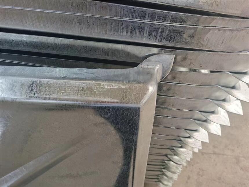 鐵板模具