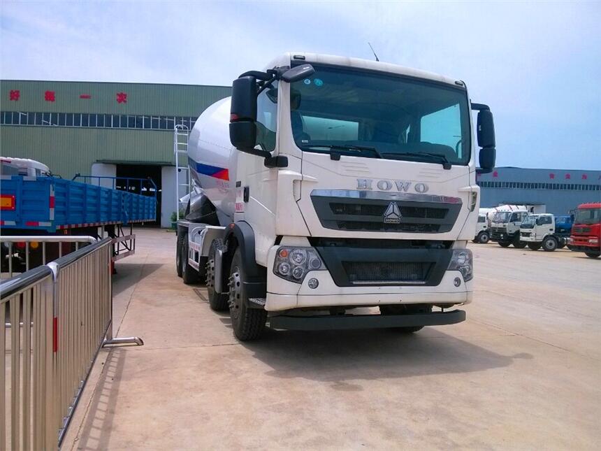 豪沃T5G輕量化攪拌車聯(lián)系