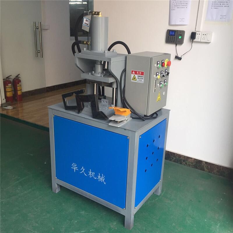液壓高速角度機(jī)沖不銹鋼防盜網(wǎng)、護(hù)欄、門花、貨架折角機(jī)