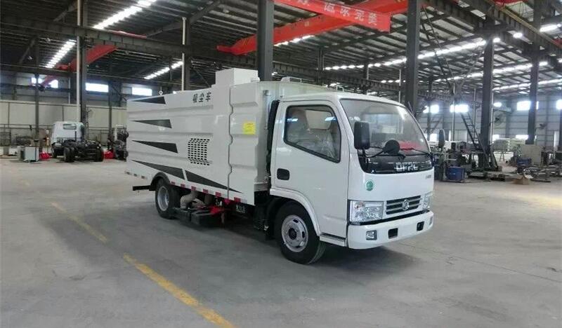 成都掃路洗掃車銷售網(wǎng)點，成都附近大型洗掃車一臺多少錢